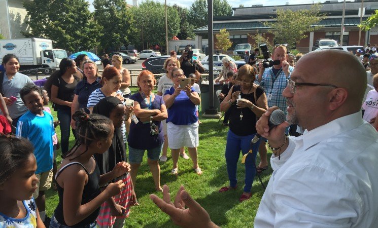 Sánchez to Host 11th Annual Back to School Jam